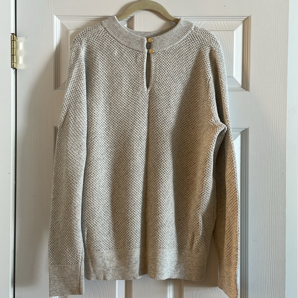 100% Cotton Gray Loft Sweater - Picture 2 of 5